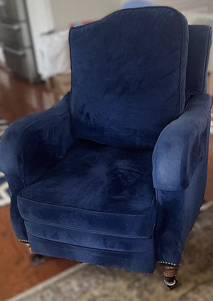 Two Luxurious Navy Blue Recliner – Ultimate Comfort & Style